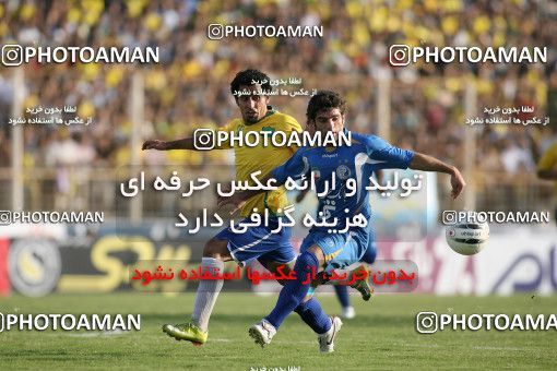 1156650, Abadan, [*parameter:4*], لیگ برتر فوتبال ایران، Persian Gulf Cup، Week 14، First Leg، Sanat Naft Abadan 2 v 0 Esteghlal on 2010/11/04 at Takhti Stadium Abadan