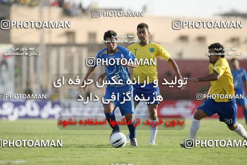 1156665, Abadan, [*parameter:4*], لیگ برتر فوتبال ایران، Persian Gulf Cup، Week 14، First Leg، Sanat Naft Abadan 2 v 0 Esteghlal on 2010/11/04 at Takhti Stadium Abadan