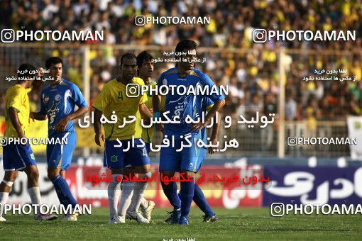 1156567, Abadan, [*parameter:4*], لیگ برتر فوتبال ایران، Persian Gulf Cup، Week 14، First Leg، Sanat Naft Abadan 2 v 0 Esteghlal on 2010/11/04 at Takhti Stadium Abadan