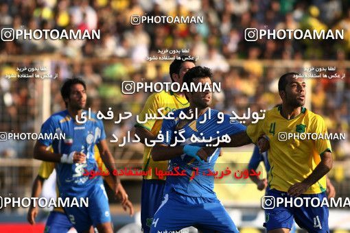 1156621, Abadan, [*parameter:4*], لیگ برتر فوتبال ایران، Persian Gulf Cup، Week 14، First Leg، Sanat Naft Abadan 2 v 0 Esteghlal on 2010/11/04 at Takhti Stadium Abadan