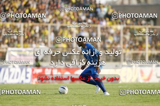 1156680, Abadan, [*parameter:4*], لیگ برتر فوتبال ایران، Persian Gulf Cup، Week 14، First Leg، Sanat Naft Abadan 2 v 0 Esteghlal on 2010/11/04 at Takhti Stadium Abadan