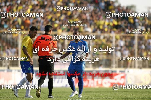 1156669, لیگ برتر فوتبال ایران، Persian Gulf Cup، Week 14، First Leg، 2010/11/04، Abadan، Takhti Stadium Abadan، Sanat Naft Abadan 2 - 0 Esteghlal