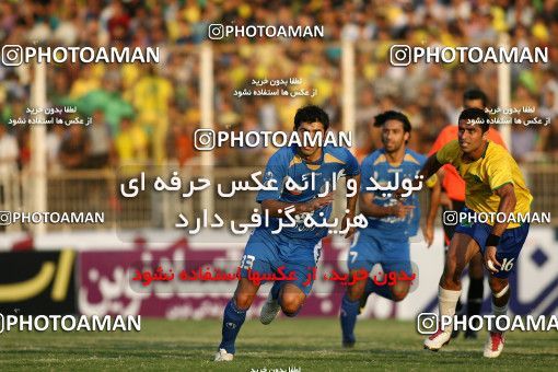 1156602, Abadan, [*parameter:4*], لیگ برتر فوتبال ایران، Persian Gulf Cup، Week 14، First Leg، Sanat Naft Abadan 2 v 0 Esteghlal on 2010/11/04 at Takhti Stadium Abadan