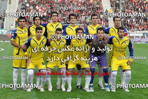 1157025, Tehran, [*parameter:4*], لیگ برتر فوتبال ایران، Persian Gulf Cup، Week 14، First Leg، Persepolis 3 v 1 Naft Tehran on 2010/11/05 at Azadi Stadium