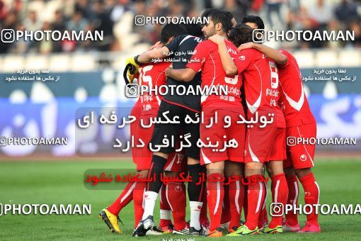 1157245, Tehran, [*parameter:4*], لیگ برتر فوتبال ایران، Persian Gulf Cup، Week 14، First Leg، Persepolis 3 v 1 Naft Tehran on 2010/11/05 at Azadi Stadium