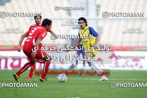 1157341, Tehran, [*parameter:4*], لیگ برتر فوتبال ایران، Persian Gulf Cup، Week 14، First Leg، Persepolis 3 v 1 Naft Tehran on 2010/11/05 at Azadi Stadium