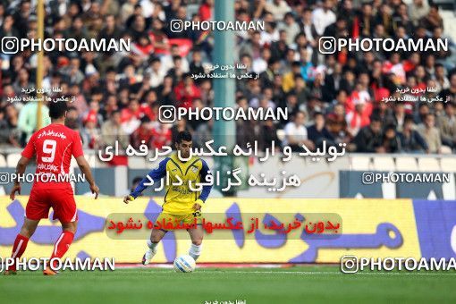 1157360, Tehran, [*parameter:4*], لیگ برتر فوتبال ایران، Persian Gulf Cup، Week 14، First Leg، Persepolis 3 v 1 Naft Tehran on 2010/11/05 at Azadi Stadium