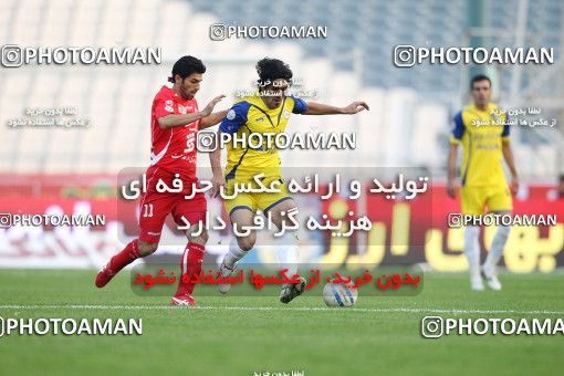 1157114, Tehran, [*parameter:4*], لیگ برتر فوتبال ایران، Persian Gulf Cup، Week 14، First Leg، Persepolis 3 v 1 Naft Tehran on 2010/11/05 at Azadi Stadium