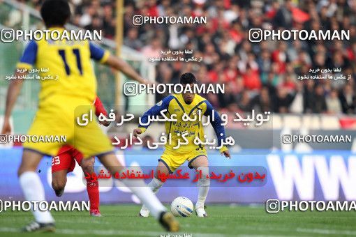1157049, Tehran, [*parameter:4*], لیگ برتر فوتبال ایران، Persian Gulf Cup، Week 14، First Leg، Persepolis 3 v 1 Naft Tehran on 2010/11/05 at Azadi Stadium