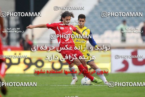 1156959, Tehran, [*parameter:4*], لیگ برتر فوتبال ایران، Persian Gulf Cup، Week 14، First Leg، Persepolis 3 v 1 Naft Tehran on 2010/11/05 at Azadi Stadium