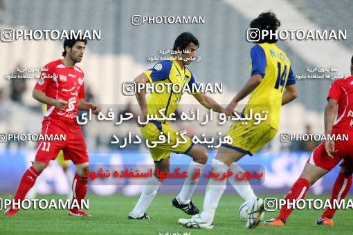1157298, Tehran, [*parameter:4*], لیگ برتر فوتبال ایران، Persian Gulf Cup، Week 14، First Leg، Persepolis 3 v 1 Naft Tehran on 2010/11/05 at Azadi Stadium