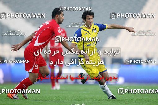1157217, Tehran, [*parameter:4*], لیگ برتر فوتبال ایران، Persian Gulf Cup، Week 14، First Leg، Persepolis 3 v 1 Naft Tehran on 2010/11/05 at Azadi Stadium
