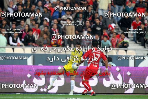 1156972, Tehran, [*parameter:4*], لیگ برتر فوتبال ایران، Persian Gulf Cup، Week 14، First Leg، Persepolis 3 v 1 Naft Tehran on 2010/11/05 at Azadi Stadium