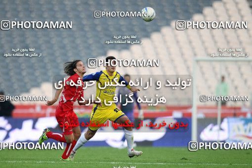 1157137, Tehran, [*parameter:4*], لیگ برتر فوتبال ایران، Persian Gulf Cup، Week 14، First Leg، Persepolis 3 v 1 Naft Tehran on 2010/11/05 at Azadi Stadium