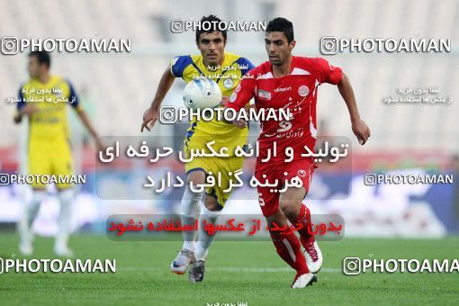 1156966, Tehran, [*parameter:4*], لیگ برتر فوتبال ایران، Persian Gulf Cup، Week 14، First Leg، Persepolis 3 v 1 Naft Tehran on 2010/11/05 at Azadi Stadium