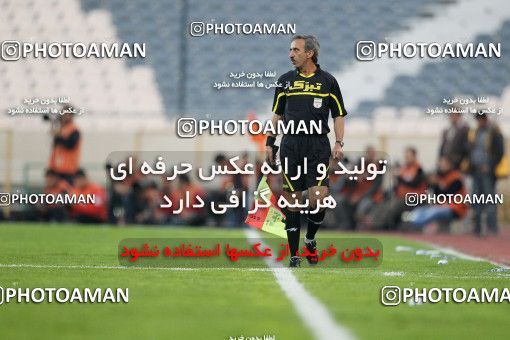 1157305, Tehran, [*parameter:4*], لیگ برتر فوتبال ایران، Persian Gulf Cup، Week 14، First Leg، Persepolis 3 v 1 Naft Tehran on 2010/11/05 at Azadi Stadium