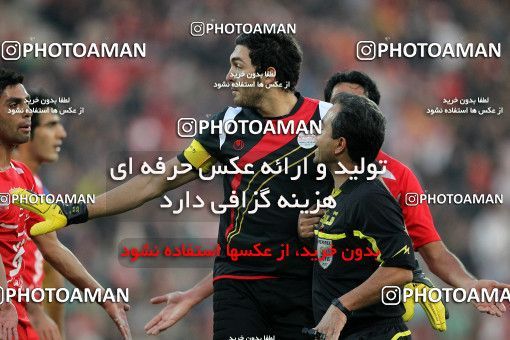 1157280, Tehran, [*parameter:4*], لیگ برتر فوتبال ایران، Persian Gulf Cup، Week 14، First Leg، Persepolis 3 v 1 Naft Tehran on 2010/11/05 at Azadi Stadium