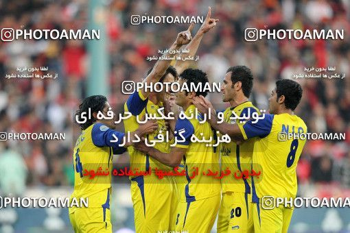 1157265, Tehran, [*parameter:4*], لیگ برتر فوتبال ایران، Persian Gulf Cup، Week 14، First Leg، Persepolis 3 v 1 Naft Tehran on 2010/11/05 at Azadi Stadium