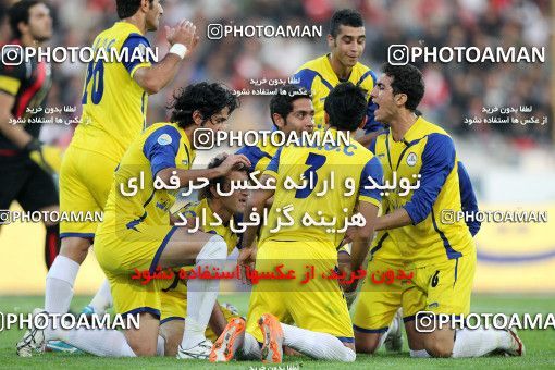 1157359, Tehran, [*parameter:4*], لیگ برتر فوتبال ایران، Persian Gulf Cup، Week 14، First Leg، Persepolis 3 v 1 Naft Tehran on 2010/11/05 at Azadi Stadium