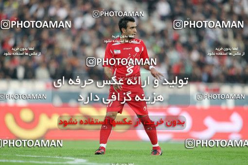 1156923, Tehran, [*parameter:4*], لیگ برتر فوتبال ایران، Persian Gulf Cup، Week 14، First Leg، Persepolis 3 v 1 Naft Tehran on 2010/11/05 at Azadi Stadium