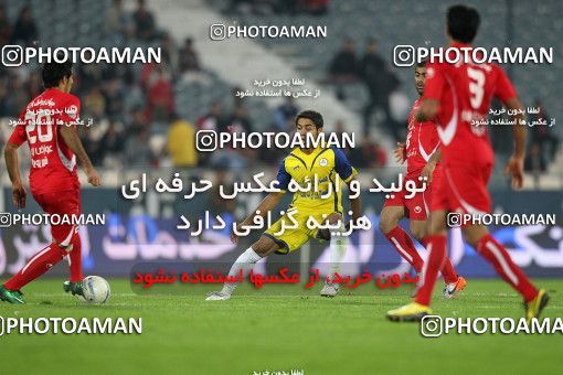 1157079, Tehran, [*parameter:4*], لیگ برتر فوتبال ایران، Persian Gulf Cup، Week 14، First Leg، Persepolis 3 v 1 Naft Tehran on 2010/11/05 at Azadi Stadium