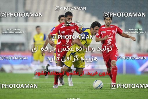 1157027, Tehran, [*parameter:4*], لیگ برتر فوتبال ایران، Persian Gulf Cup، Week 14، First Leg، Persepolis 3 v 1 Naft Tehran on 2010/11/05 at Azadi Stadium