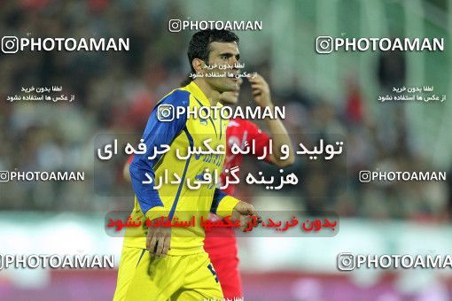 1156965, Tehran, [*parameter:4*], لیگ برتر فوتبال ایران، Persian Gulf Cup، Week 14، First Leg، Persepolis 3 v 1 Naft Tehran on 2010/11/05 at Azadi Stadium