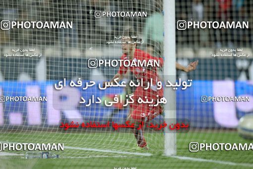 1157263, Tehran, [*parameter:4*], لیگ برتر فوتبال ایران، Persian Gulf Cup، Week 14، First Leg، Persepolis 3 v 1 Naft Tehran on 2010/11/05 at Azadi Stadium