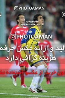 1157165, Tehran, [*parameter:4*], لیگ برتر فوتبال ایران، Persian Gulf Cup، Week 14، First Leg، Persepolis 3 v 1 Naft Tehran on 2010/11/05 at Azadi Stadium