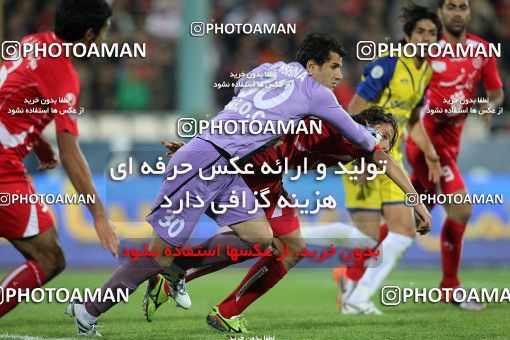 1157164, Tehran, [*parameter:4*], لیگ برتر فوتبال ایران، Persian Gulf Cup، Week 14، First Leg، Persepolis 3 v 1 Naft Tehran on 2010/11/05 at Azadi Stadium