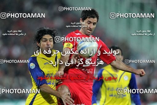 1157199, Tehran, [*parameter:4*], لیگ برتر فوتبال ایران، Persian Gulf Cup، Week 14، First Leg، Persepolis 3 v 1 Naft Tehran on 2010/11/05 at Azadi Stadium