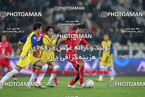 1157018, Tehran, [*parameter:4*], لیگ برتر فوتبال ایران، Persian Gulf Cup، Week 14، First Leg، Persepolis 3 v 1 Naft Tehran on 2010/11/05 at Azadi Stadium