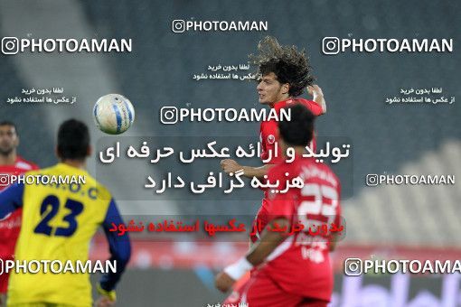 1157261, Tehran, [*parameter:4*], لیگ برتر فوتبال ایران، Persian Gulf Cup، Week 14، First Leg، Persepolis 3 v 1 Naft Tehran on 2010/11/05 at Azadi Stadium