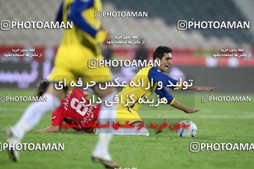 1156921, Tehran, [*parameter:4*], لیگ برتر فوتبال ایران، Persian Gulf Cup، Week 14، First Leg، Persepolis 3 v 1 Naft Tehran on 2010/11/05 at Azadi Stadium