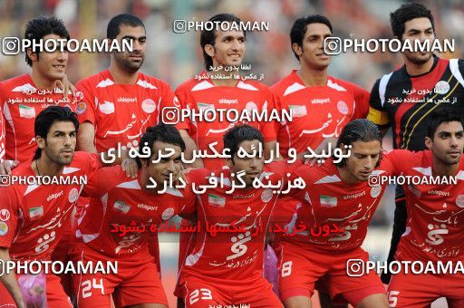 1156505, Tehran, [*parameter:4*], لیگ برتر فوتبال ایران، Persian Gulf Cup، Week 14، First Leg، Persepolis 3 v 1 Naft Tehran on 2010/11/05 at Azadi Stadium