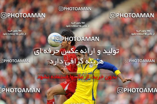 1156420, Tehran, [*parameter:4*], لیگ برتر فوتبال ایران، Persian Gulf Cup، Week 14، First Leg، Persepolis 3 v 1 Naft Tehran on 2010/11/05 at Azadi Stadium