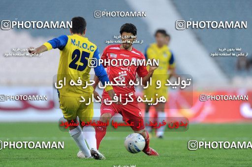1156489, Tehran, [*parameter:4*], لیگ برتر فوتبال ایران، Persian Gulf Cup، Week 14، First Leg، Persepolis 3 v 1 Naft Tehran on 2010/11/05 at Azadi Stadium