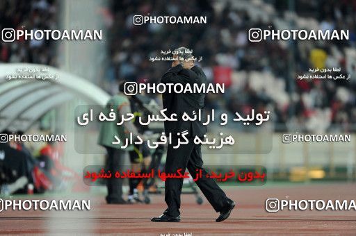 1156534, Tehran, [*parameter:4*], لیگ برتر فوتبال ایران، Persian Gulf Cup، Week 14، First Leg، Persepolis 3 v 1 Naft Tehran on 2010/11/05 at Azadi Stadium