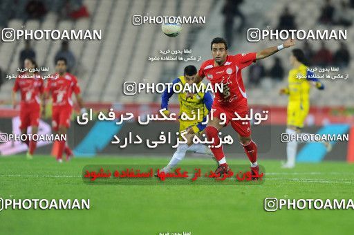 1156472, Tehran, [*parameter:4*], لیگ برتر فوتبال ایران، Persian Gulf Cup، Week 14، First Leg، Persepolis 3 v 1 Naft Tehran on 2010/11/05 at Azadi Stadium
