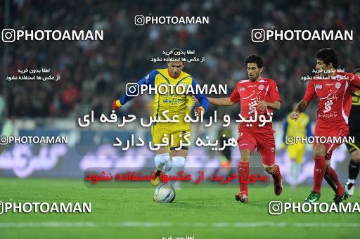 1156426, Tehran, [*parameter:4*], لیگ برتر فوتبال ایران، Persian Gulf Cup، Week 14، First Leg، Persepolis 3 v 1 Naft Tehran on 2010/11/05 at Azadi Stadium