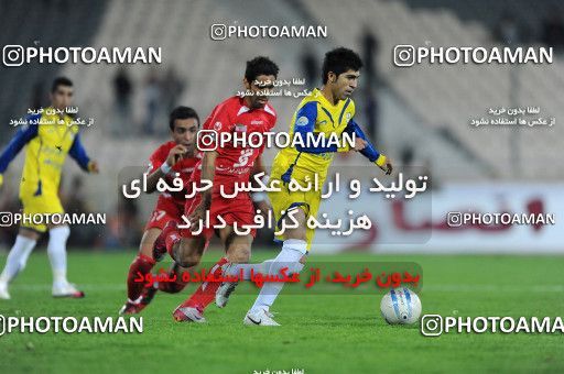 1156421, Tehran, [*parameter:4*], لیگ برتر فوتبال ایران، Persian Gulf Cup، Week 14، First Leg، Persepolis 3 v 1 Naft Tehran on 2010/11/05 at Azadi Stadium