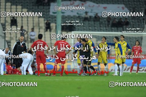 1156513, Tehran, [*parameter:4*], لیگ برتر فوتبال ایران، Persian Gulf Cup، Week 14، First Leg، Persepolis 3 v 1 Naft Tehran on 2010/11/05 at Azadi Stadium