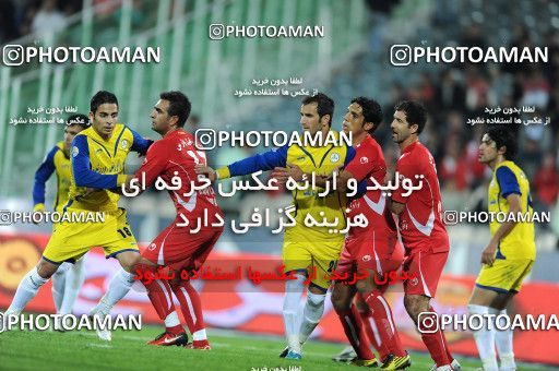 1156445, Tehran, [*parameter:4*], لیگ برتر فوتبال ایران، Persian Gulf Cup، Week 14، First Leg، Persepolis 3 v 1 Naft Tehran on 2010/11/05 at Azadi Stadium