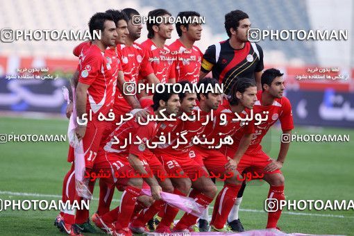 1156375, Tehran, [*parameter:4*], لیگ برتر فوتبال ایران، Persian Gulf Cup، Week 14، First Leg، Persepolis 3 v 1 Naft Tehran on 2010/11/05 at Azadi Stadium