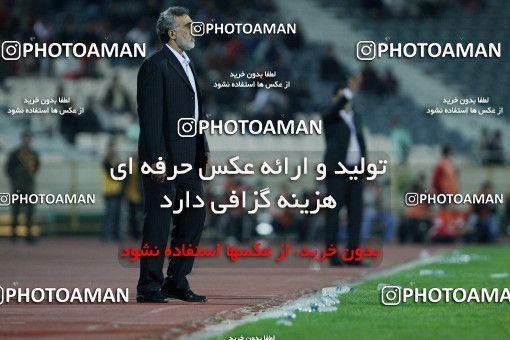1156365, Tehran, [*parameter:4*], لیگ برتر فوتبال ایران، Persian Gulf Cup، Week 14، First Leg، Persepolis 3 v 1 Naft Tehran on 2010/11/05 at Azadi Stadium