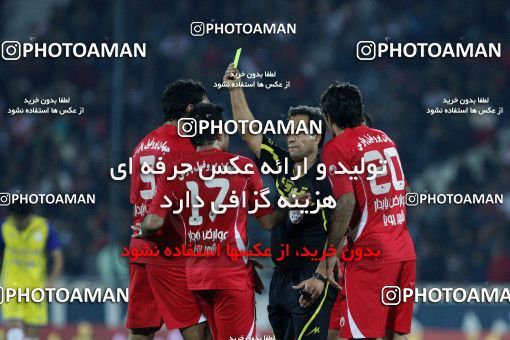 1156390, Tehran, [*parameter:4*], لیگ برتر فوتبال ایران، Persian Gulf Cup، Week 14، First Leg، Persepolis 3 v 1 Naft Tehran on 2010/11/05 at Azadi Stadium