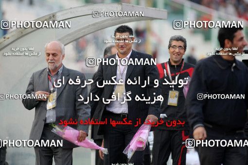 1156343, Tehran, [*parameter:4*], لیگ برتر فوتبال ایران، Persian Gulf Cup، Week 14، First Leg، Persepolis 3 v 1 Naft Tehran on 2010/11/05 at Azadi Stadium