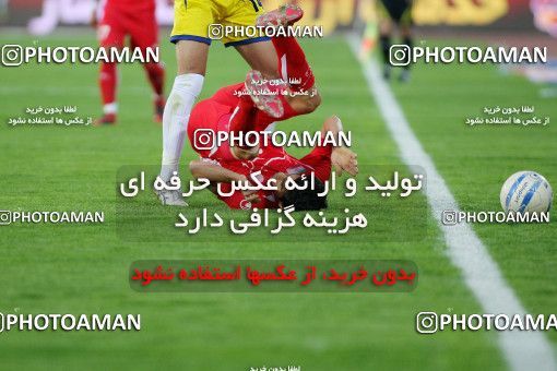 1156319, Tehran, [*parameter:4*], لیگ برتر فوتبال ایران، Persian Gulf Cup، Week 14، First Leg، Persepolis 3 v 1 Naft Tehran on 2010/11/05 at Azadi Stadium