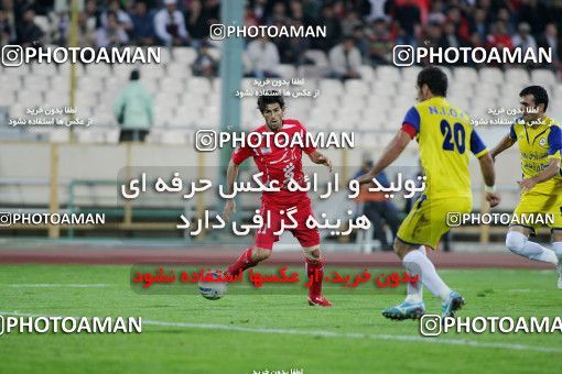 1156345, Tehran, [*parameter:4*], لیگ برتر فوتبال ایران، Persian Gulf Cup، Week 14، First Leg، Persepolis 3 v 1 Naft Tehran on 2010/11/05 at Azadi Stadium
