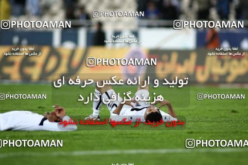 1160892, Tehran, [*parameter:4*], لیگ برتر فوتبال ایران، Persian Gulf Cup، Week 15، First Leg، Esteghlal 2 v 1 Shahin Boushehr on 2010/11/12 at Azadi Stadium